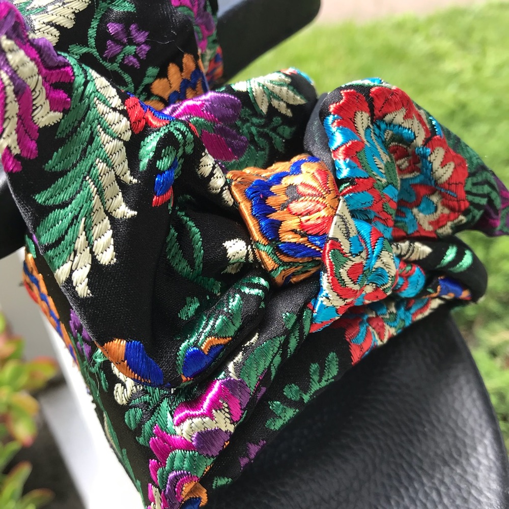 Jacquard Multi Color Gorgeous Black Satin Slides - Picture 4 of 8